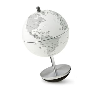 Afbeelding van Atmosphere Swing Globe | op bolle voet | grijs/wit | 11 cm